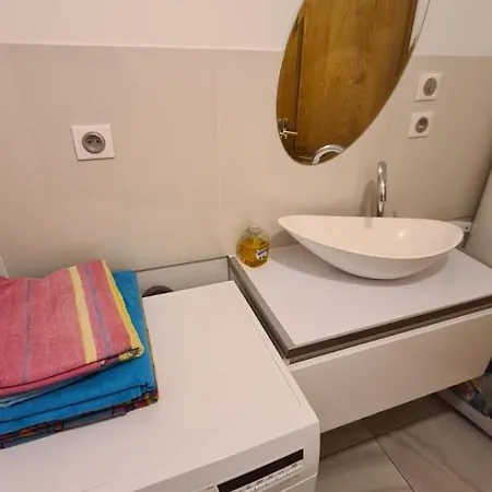 Le Bonheur Est Parfois Cache Dans L'inconnu