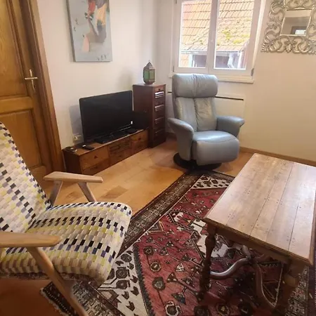 Le Bonheur Est Parfois Cache Dans L'inconnu