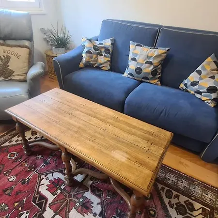 Le Bonheur Est Parfois Cache Dans L'inconnu *