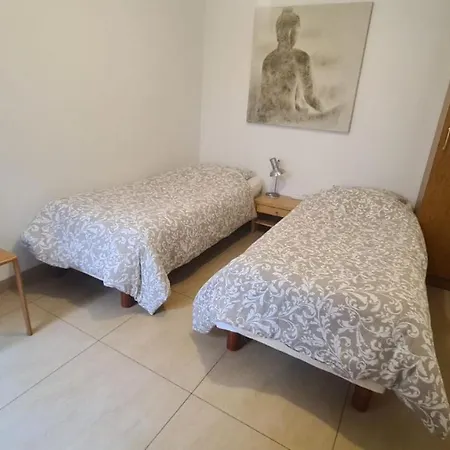 Le Bonheur Est Parfois Cache Dans L'inconnu Apartmán *